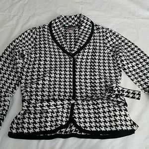 Kenar Black & White Belted Sweater Sz LG